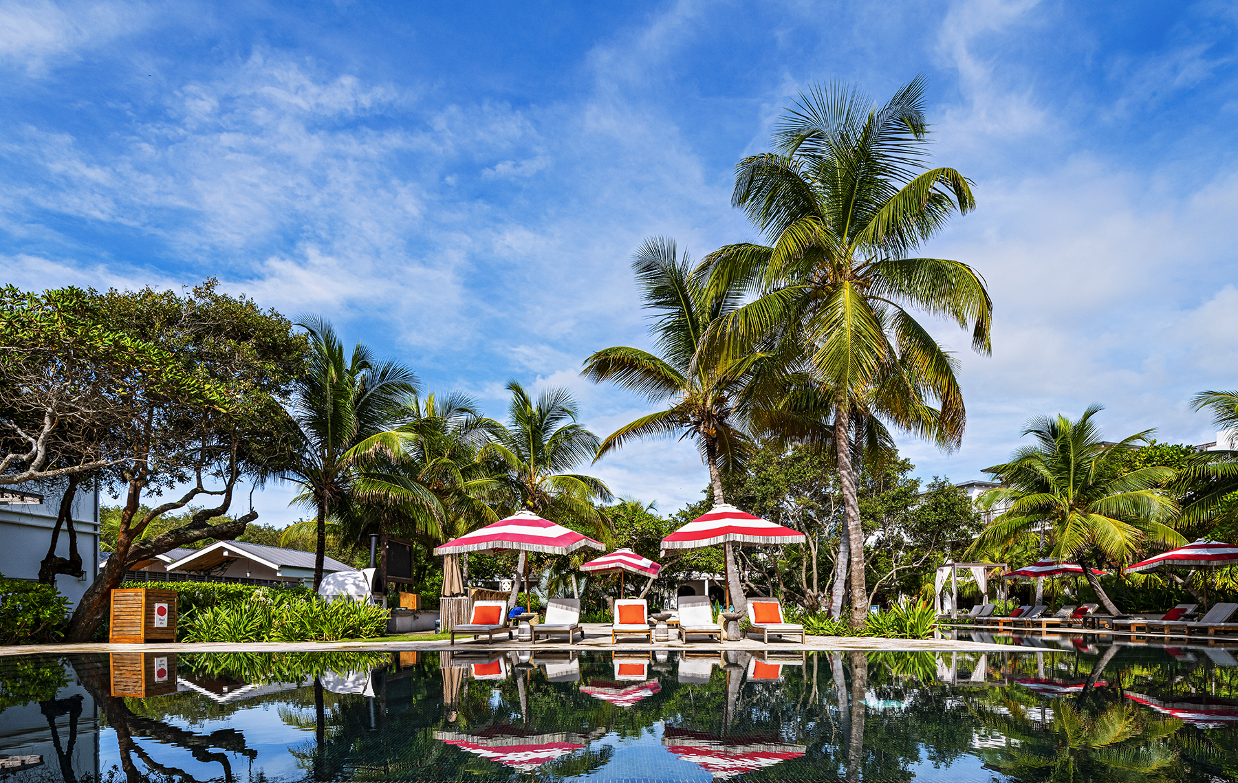 Itz'ana Resort & Residences Pool