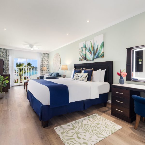 18. HarmonyJrSuiteOceanViewKing-Rm355