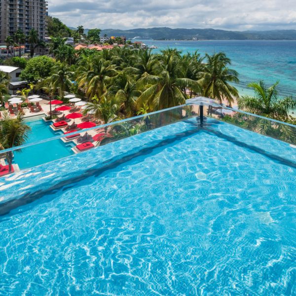 S Hotel Montego Bay Deck Pool